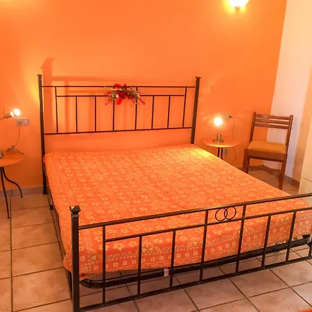 Eden Rock 坎诺比奥